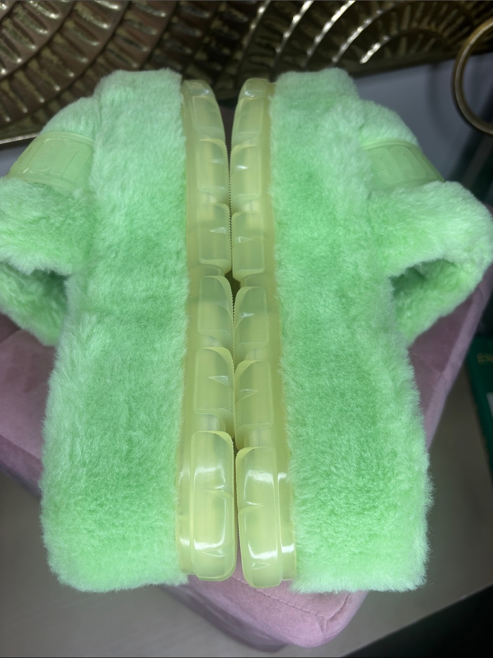 UGG Fluffita Green & Clear (New!) SIZE 10 - Picture 4 of 5
